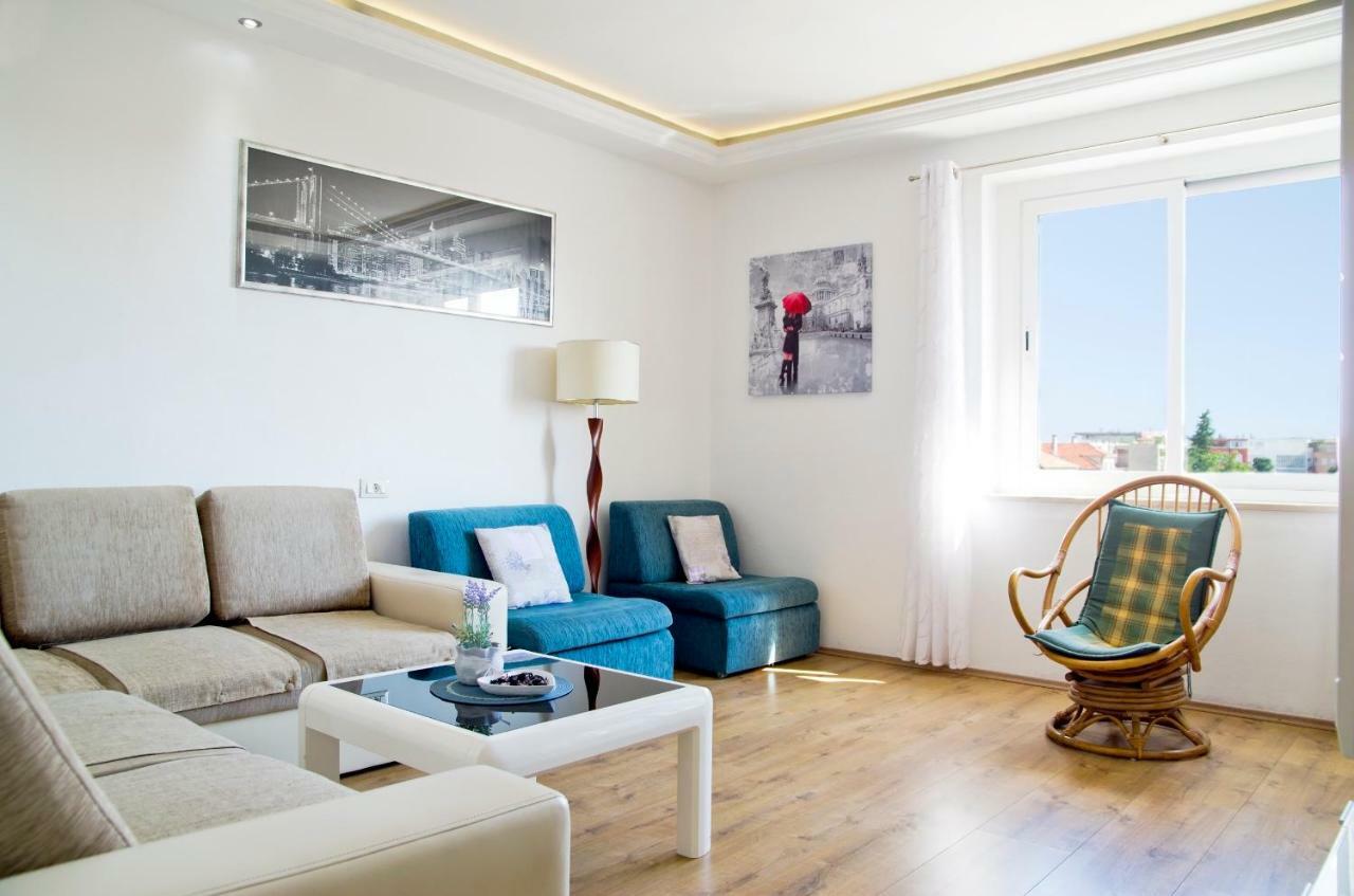 Apartment Port View-5 Min From Center Split Exterior foto